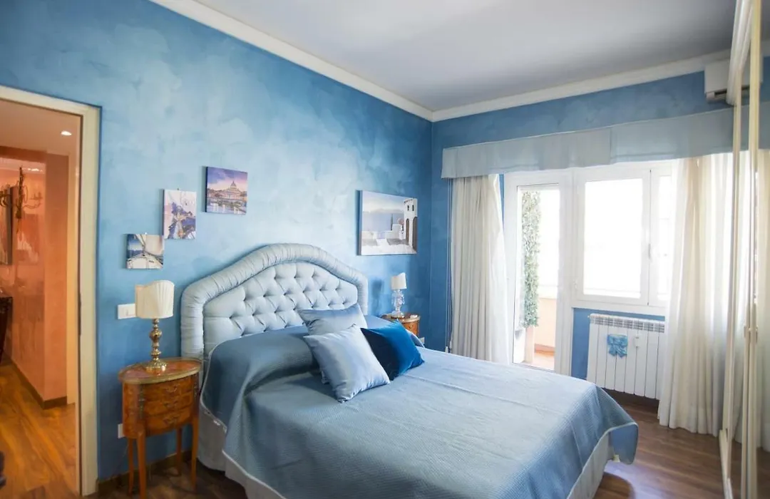 Stradivari Luxury Apartment-1